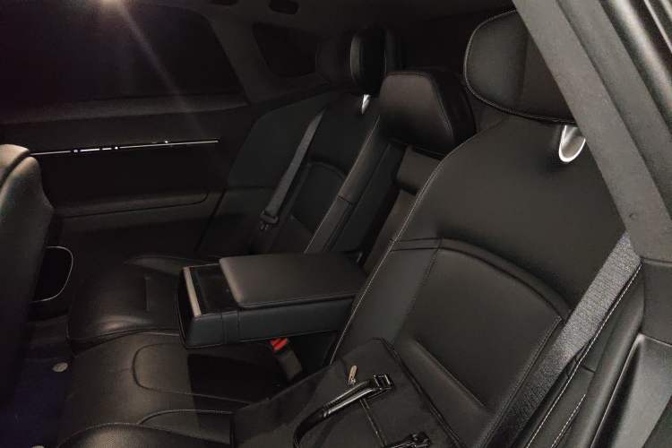 Used Avatr 12 2024 Updated Version 700 Three-Laser Rear-Wheel Drive Luxury Edition Left Rear Seat