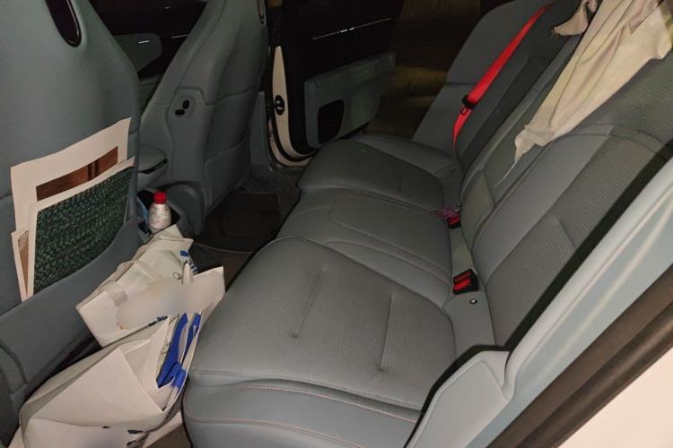 Used Avatr 12 2024 700 Three-Laser Rear-Wheel Drive Luxury Edition Left Rear Seat