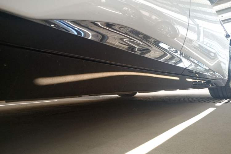 Used Avatr 12 2024 700 Three-Laser Rear-Wheel Drive Luxury Edition Right Side Sill