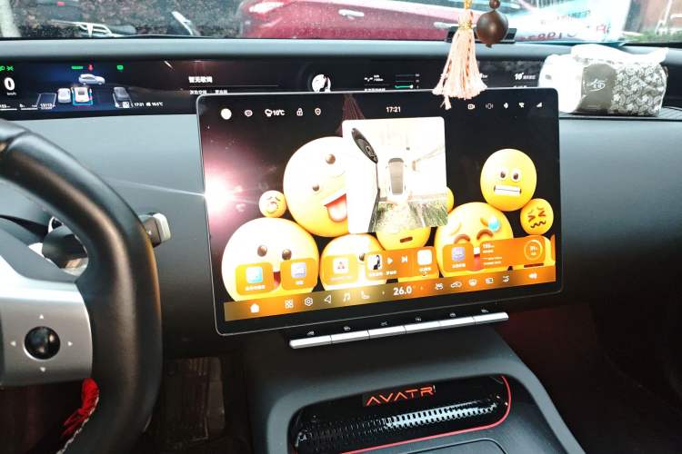 Used Avatr 12 2024 700 Three-Laser Rear-Wheel Drive Smart Enjoyment Version Audio And AC Panel