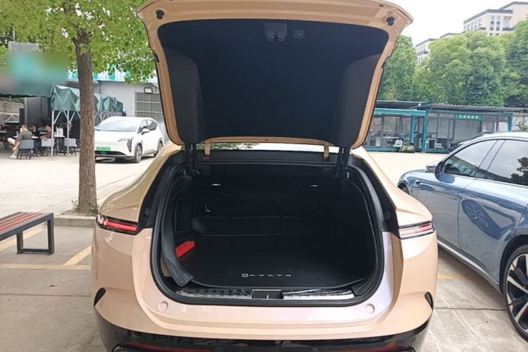 Used Avatr 12 2024 700 Three-Laser Rear-Wheel Drive Smart Enjoyment Version Trunk