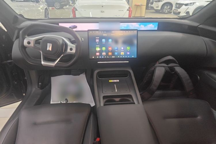 Used Avatr 12 2025 Ultra Extended-Range Edition Center Console