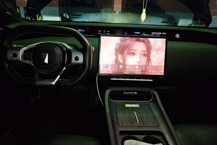 Used Avatr 12 2025 Max Extended-Range Edition Center Console