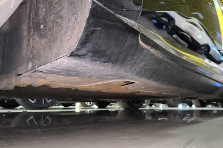 Used Avatr 12 2025 Ultra Extended-Range Edition Chassis Front Left