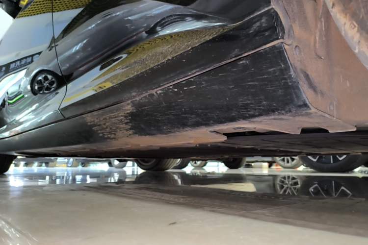 Used Avatr 12 2025 Ultra Extended-Range Edition Chassis Rear Left