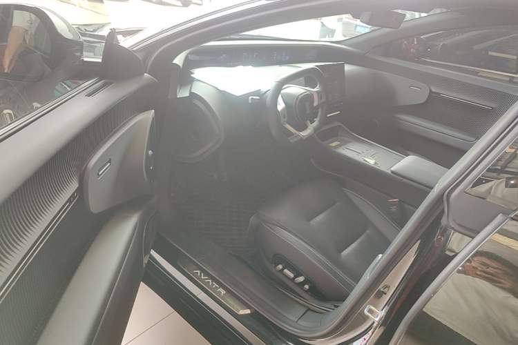 Used Avatr 12 2025 Max Extended-Range Edition Driver Seat