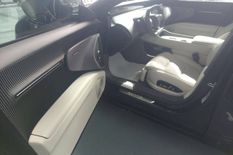 Used Avatr 12 2025 Max Extended-Range Edition Driver Seat