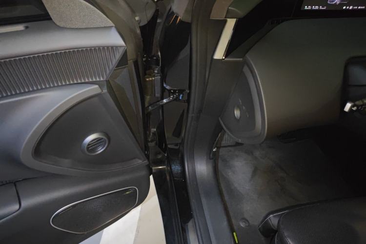 Used Avatr 12 2025 Ultra Extended-Range Edition Driver Seat