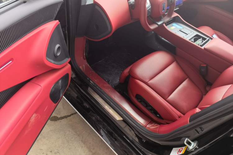 Used Avatr 12 2025 Updated Ultra All-Electric Four-Wheel Drive Driver Seat