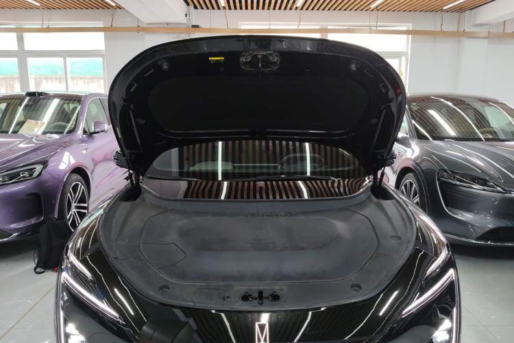 Used Avatr 12 2025 Max Extended-Range Edition Engine Bay
