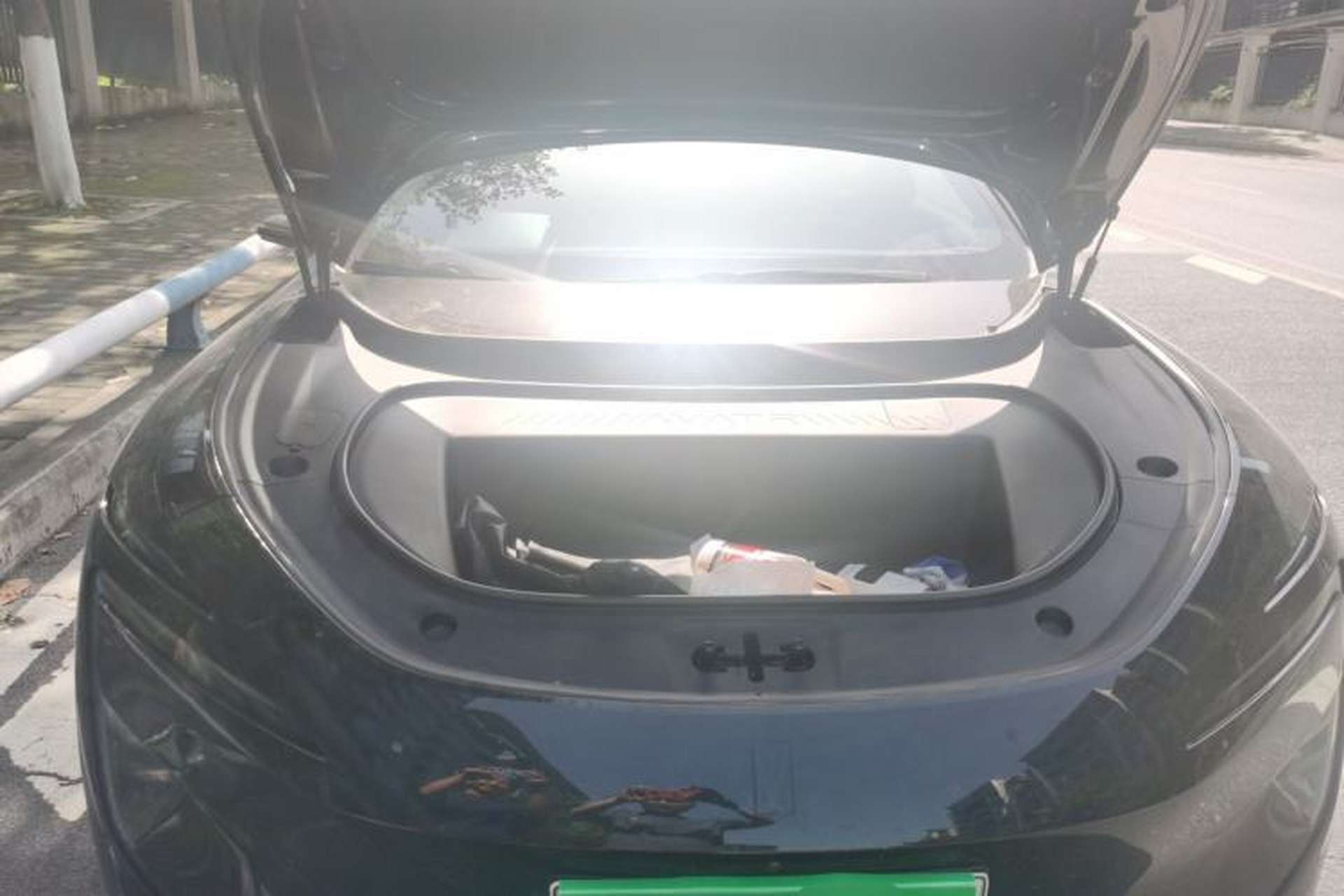 Used Avatr 12 2025 Refresh Master All-Electric Four-Wheel Drive Engine Bay