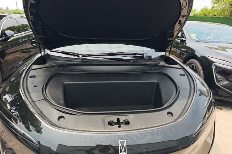 Used Avatr 12 2025 Master All-Electric Four-Wheel Drive Engine Bay