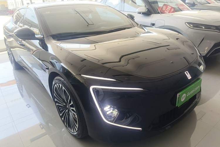 Used Avatr 12 2025 Max All-Electric Version Exterior 1