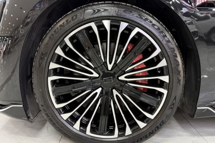 Used Avatr 12 2025 Updated Ultra All-Electric Four-Wheel Drive Exterior 1