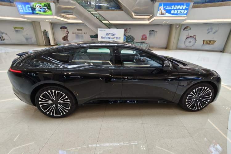 Used Avatr 12 2025 Year Updated Max All-Electric Version Exterior 2