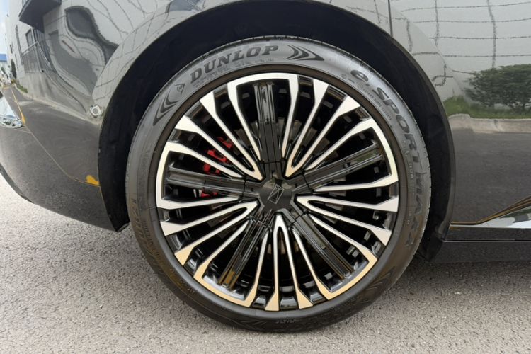 Used Avatr 12 2025 Ultra Extended-Range Edition Exterior 4