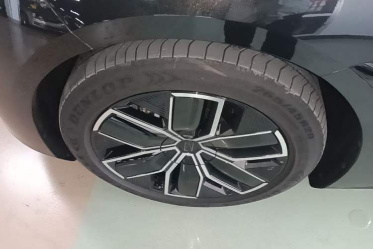 Used Avatr 12 2025 Ultra Extended-Range Edition Exterior 4