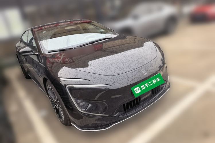 Used Avatr 12 2025 Updated Ultra All-Electric Four-Wheel Drive Front Right 45 Deg