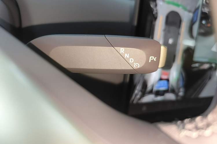 Used Avatr 12 2025 Updated Ultra All-Electric Four-Wheel Drive Gear Lever