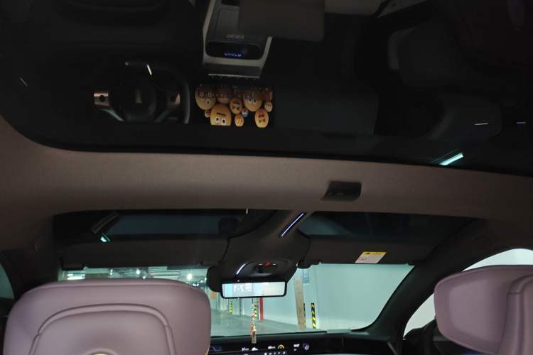 Used Avatr 12 2025 Max Extended-Range Edition Headliner