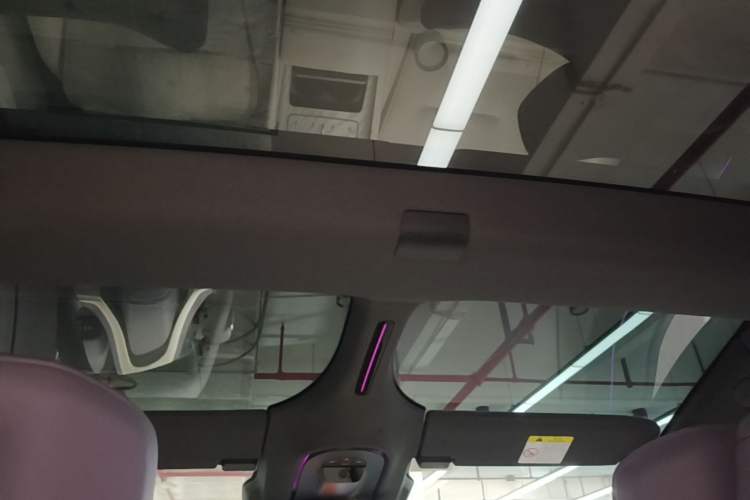 Used Avatr 12 2025 Max Extended-Range Edition Headliner