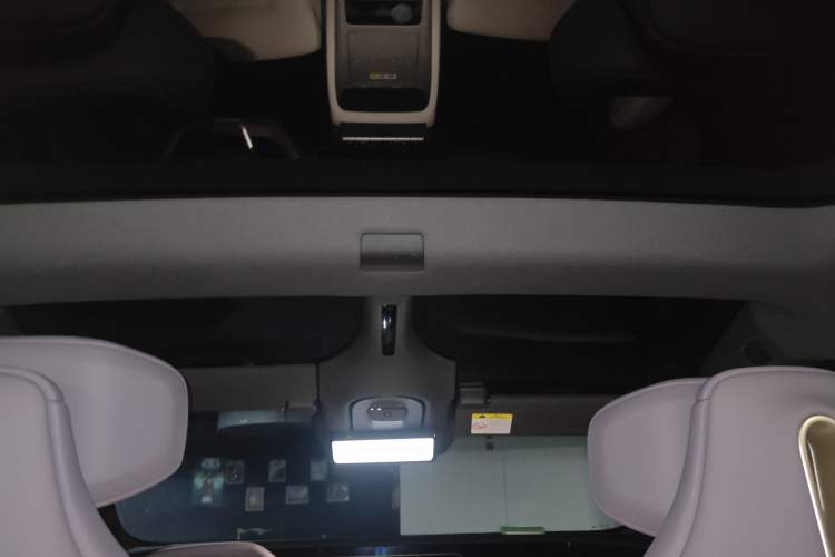 Used Avatr 12 2025 Max All-Electric Version Headliner