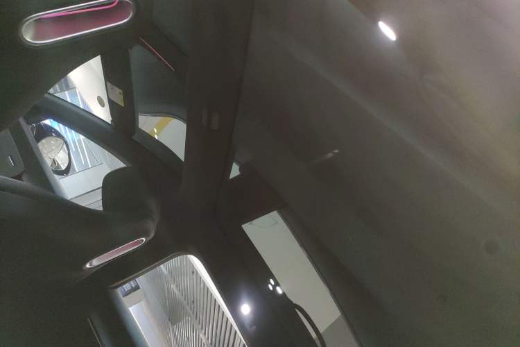 Used Avatr 12 2025 Year Updated Max All-Electric Version Headliner