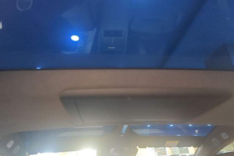 Used Avatr 12 2025 Ultra Extended-Range Edition Headliner