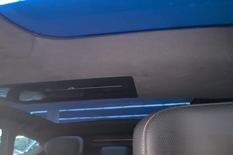 Used Avatr 12 2025 Ultra Extended-Range Edition Headliner
