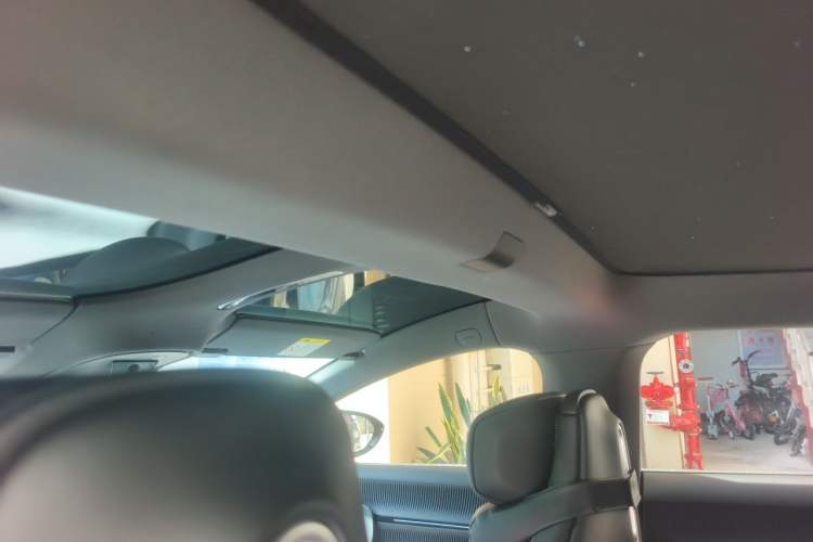 Used Avatr 12 2025 Max Extended-Range Edition Headliner
