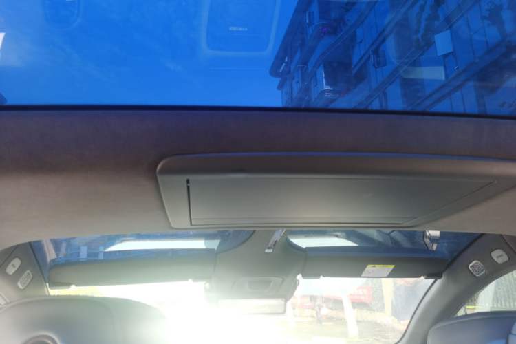 Used Avatr 12 2025 Refresh Master All-Electric Four-Wheel Drive Headliner