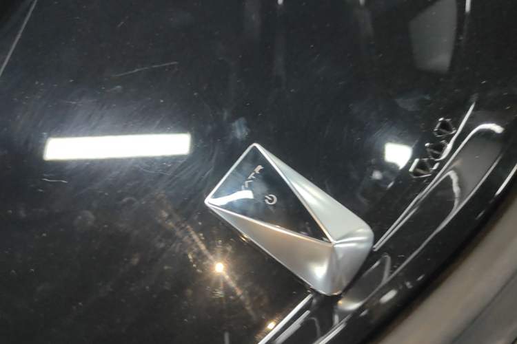 Used Avatr 12 2025 Max Extended-Range Edition Interior 1