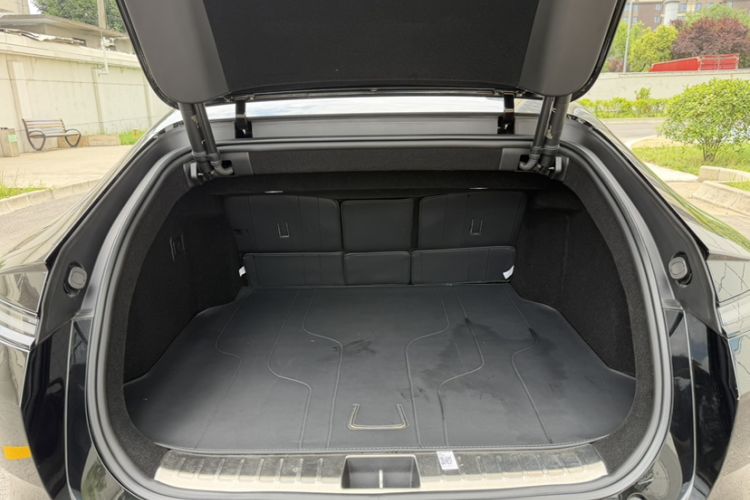 Used Avatr 12 2025 Ultra Extended-Range Edition Interior 11