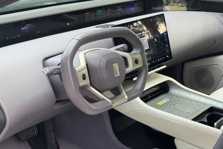 Used Avatr 12 2025 Year Updated Max All-Electric Version Interior 2