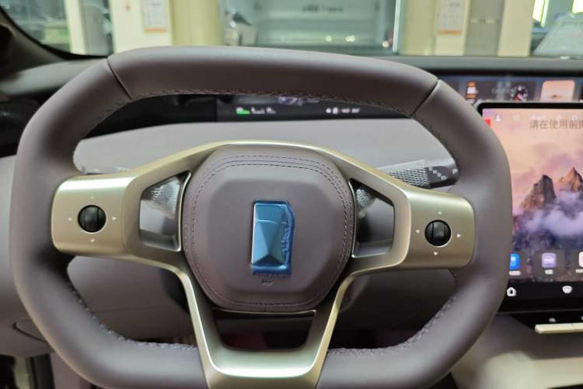 Used Avatr 12 2025 Year Updated Max All-Electric Version Interior 2