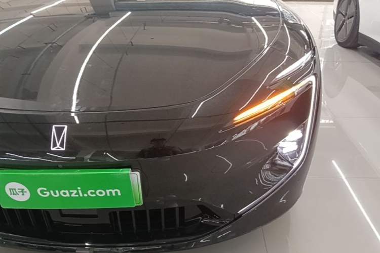 Used Avatr 12 2025 Updated Ultra All-Electric Four-Wheel Drive Left Front Headlight