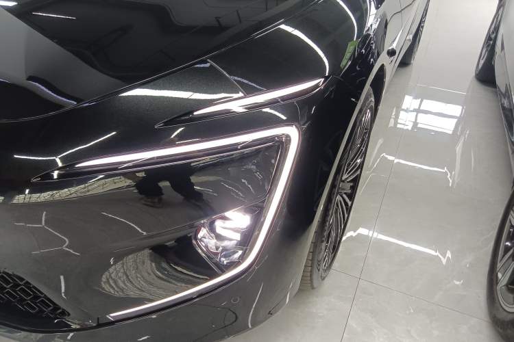 Used Avatr 12 2025 Ultra Extended-Range Edition Left Front Headlight