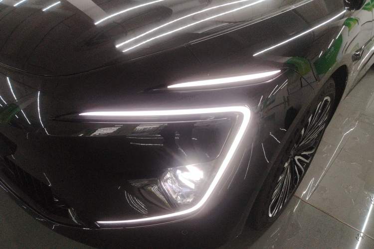 Used Avatr 12 2025 Updated Ultra All-Electric Four-Wheel Drive Left Front Headlight