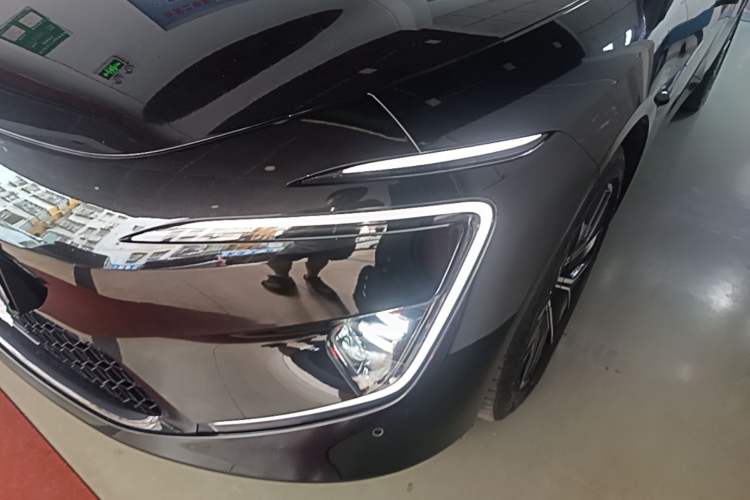Used Avatr 12 2025 Max Extended-Range Edition Left Front Headlight