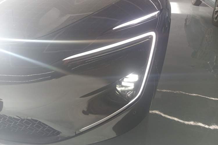 Used Avatr 12 2025 Max Extended-Range Edition Left Front Headlight
