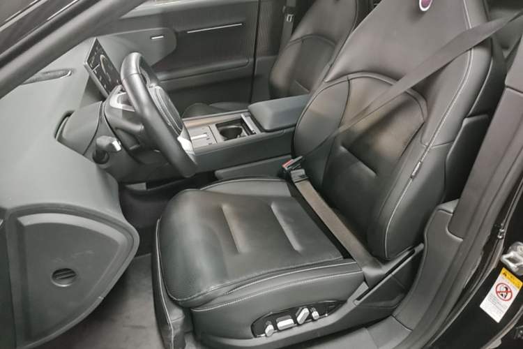 Used Avatr 12 2025 Ultra Extended-Range Edition Left Front Seat