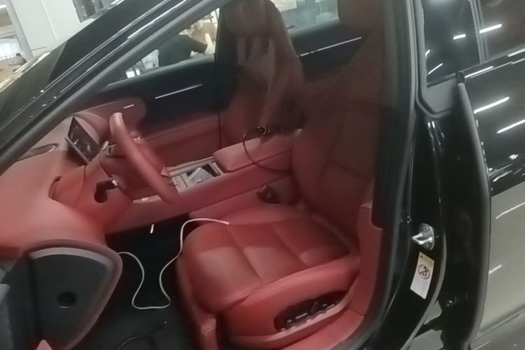 Used Avatr 12  Left Front Seat