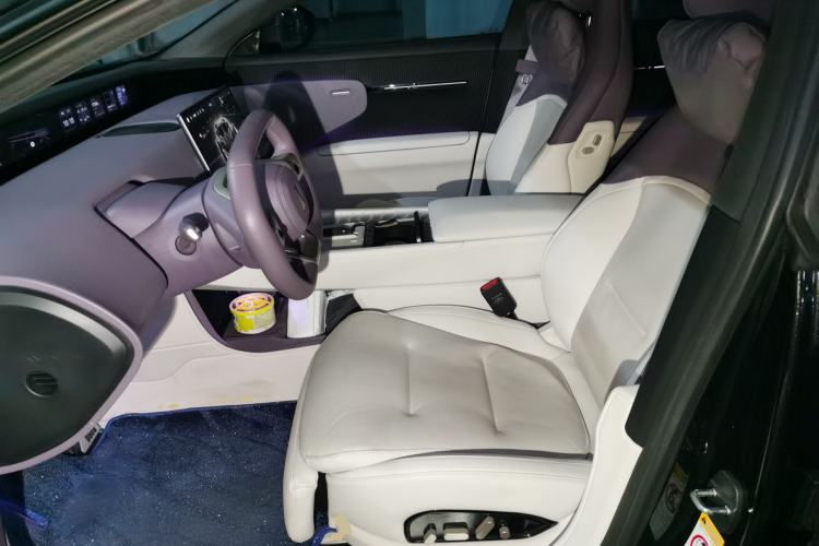 Used Avatr 12 2025 Max Extended-Range Edition Left Front Seat