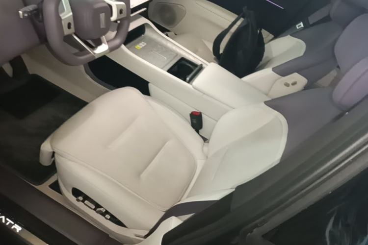 Used Avatr 12 2025 Ultra Extended-Range Edition Left Front Seat