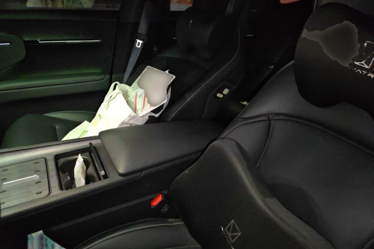 Used Avatr 12 2025 Max Extended-Range Edition Left Front Seat