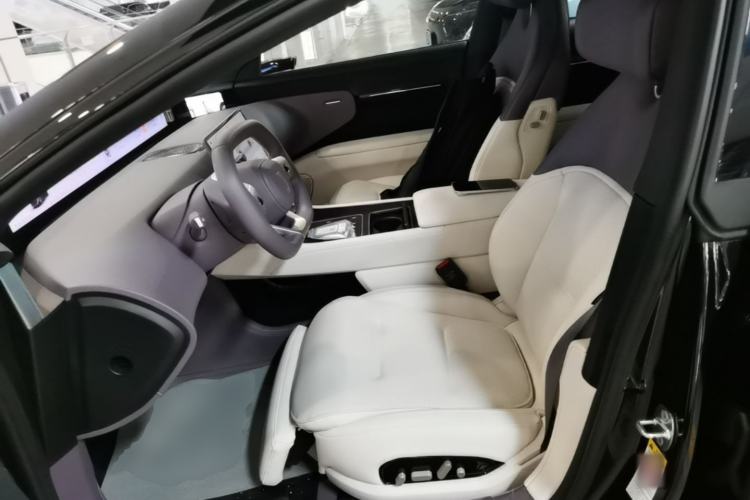 Used Avatr 12 2025 Refresh Max Extended-Range Version Left Front Seat