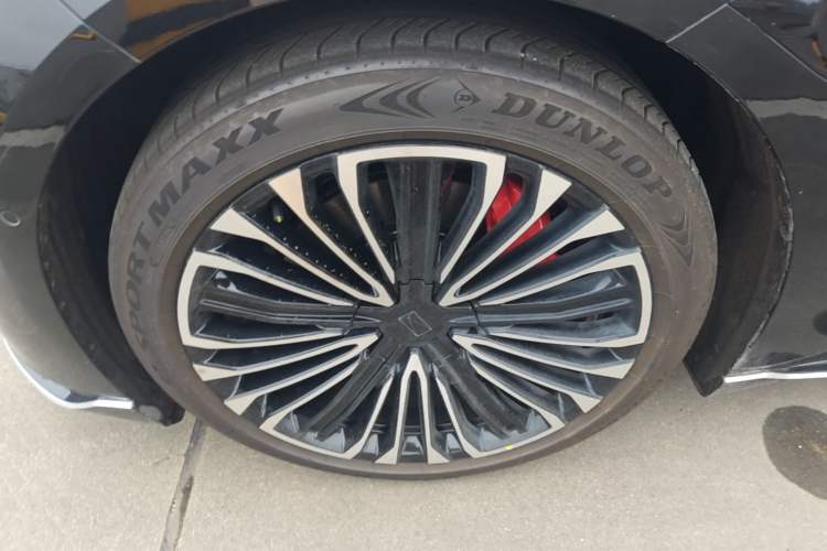 Used Avatr 12 2025 Updated Ultra All-Electric Four-Wheel Drive Left Front Wheel Hub