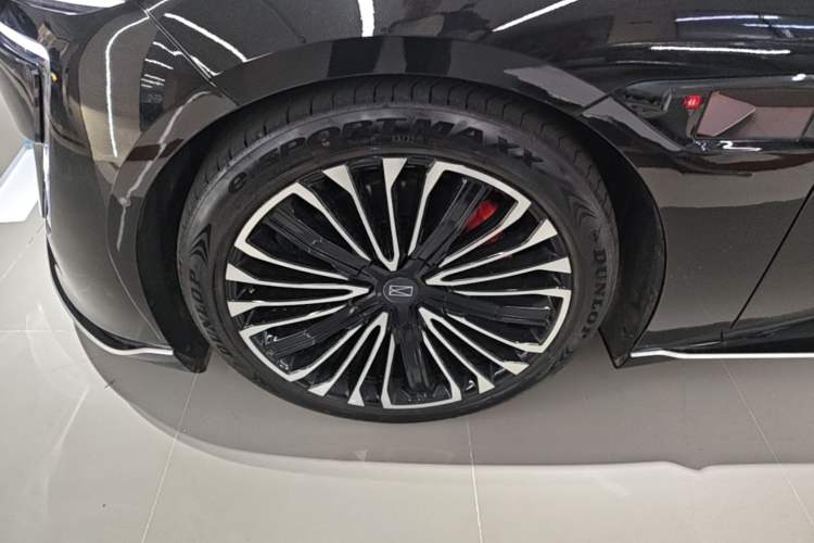 Used Avatr 12 2025 Updated Max Pure Electric Version Four-Wheel Drive Left Front Wheel Hub