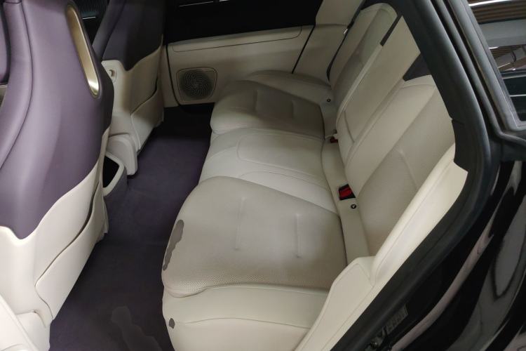 Used Avatr 12 2025 Max Extended-Range Edition Left Rear Seat
