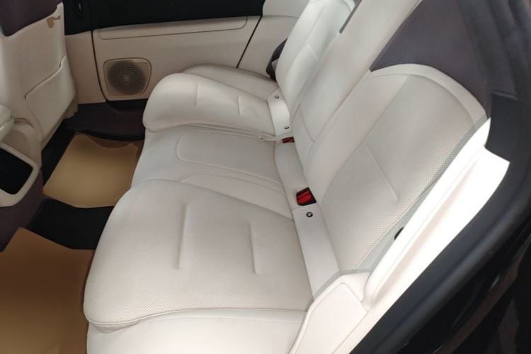 Used Avatr 12 2025 Ultra Extended-Range Edition Left Rear Seat